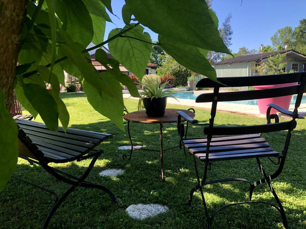 Les Barongeres Apartment *
