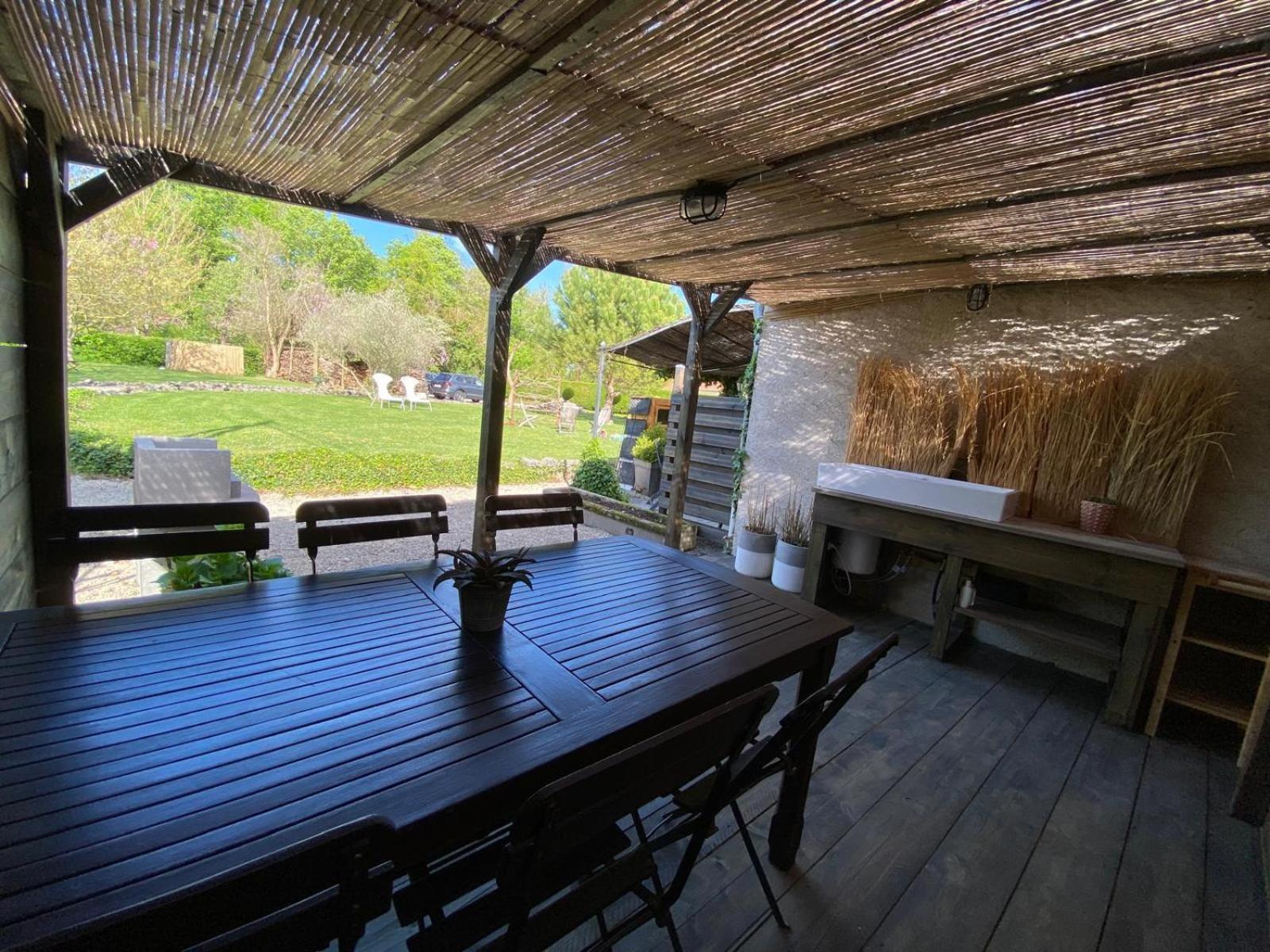 Les Barongeres Apartment *