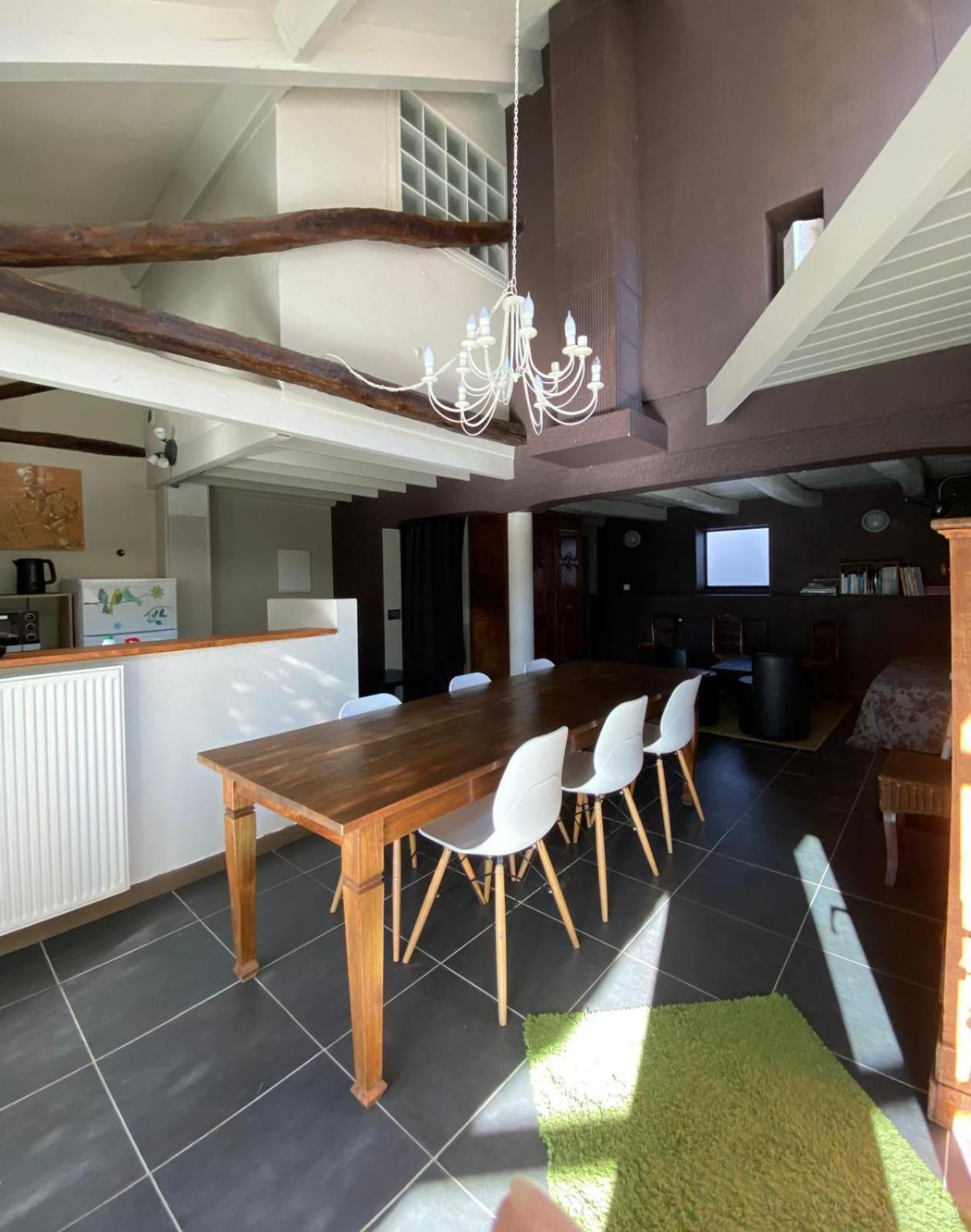Les Barongeres Apartment *